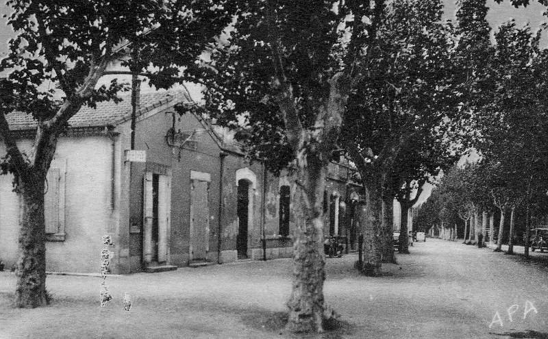 30.L'ancienne poste 