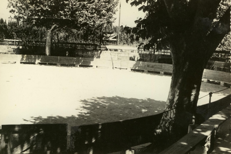 33.Arenes en 1966 