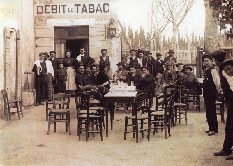 5.Bar des Arénes en 1914 